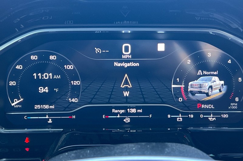 GMC Sierra 1500 Vehicle Full-screen Gallery Image 38