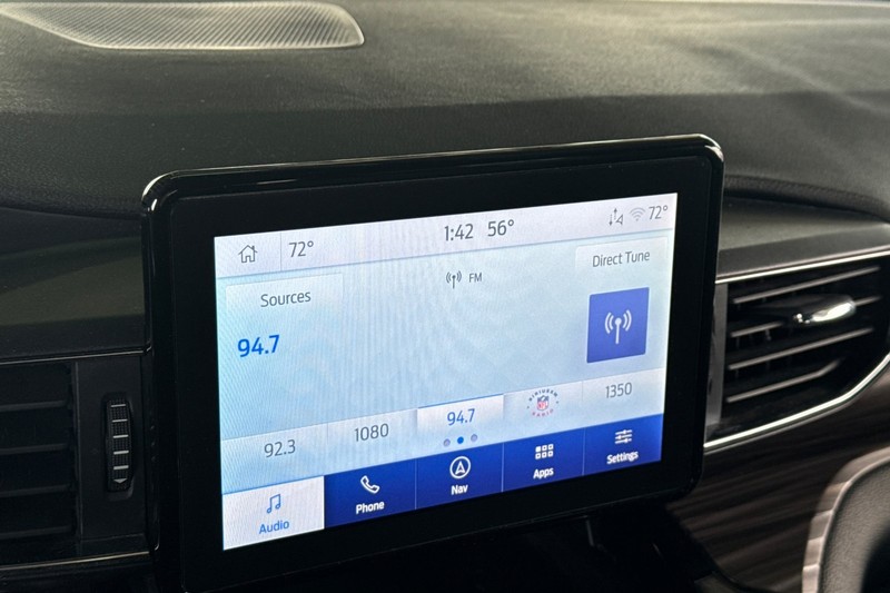 Ford Explorer Vehicle Full-screen Gallery Image 27