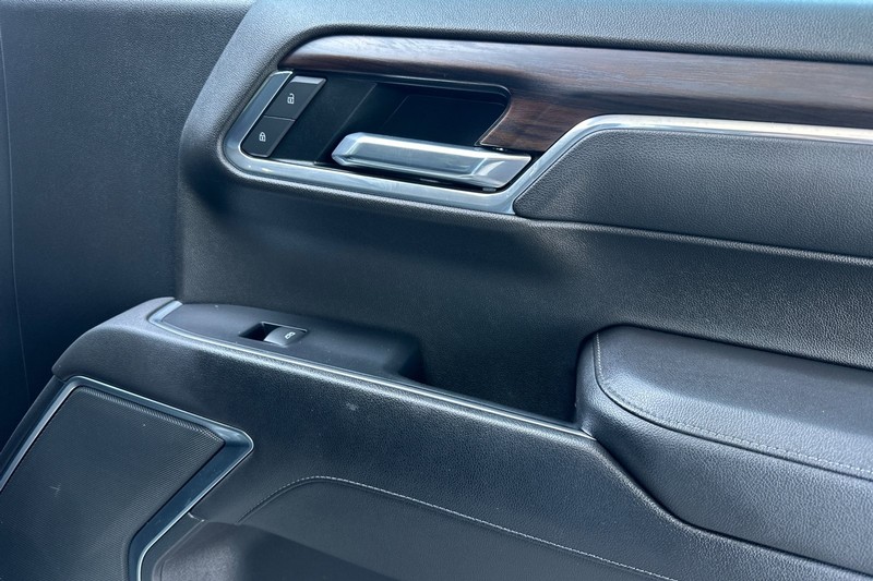 GMC Sierra 1500 Vehicle Full-screen Gallery Image 20