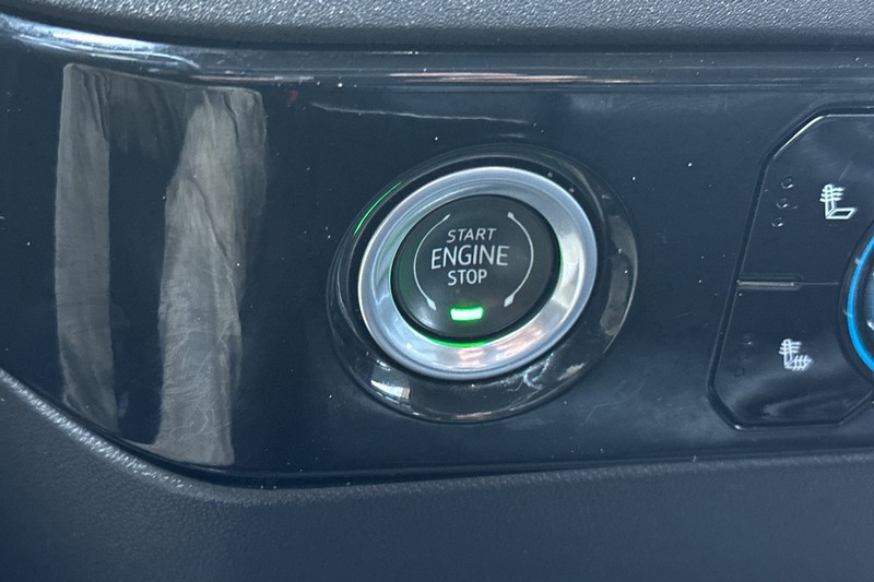 GMC Sierra 1500 Vehicle Full-screen Gallery Image 33