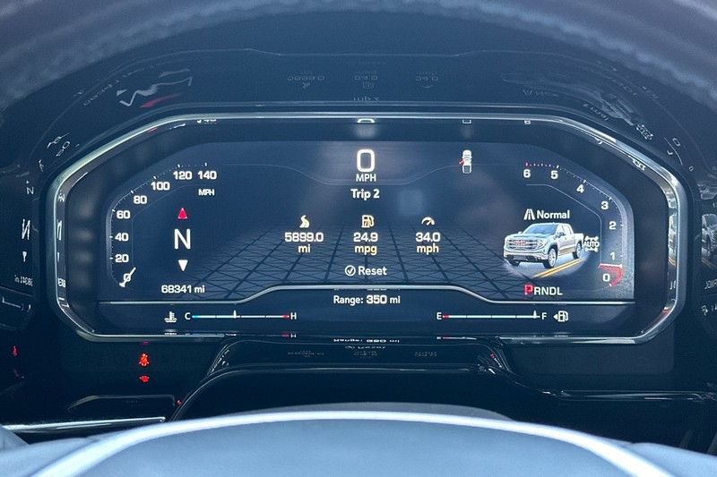 GMC Sierra 1500 Vehicle Full-screen Gallery Image 39