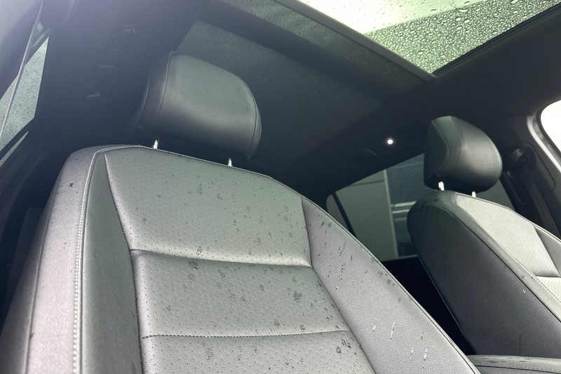 Volkswagen Tiguan Vehicle Full-screen Gallery Image 19