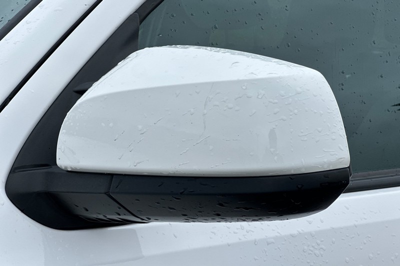 Toyota Tacoma 4WD Vehicle Full-screen Gallery Image 48