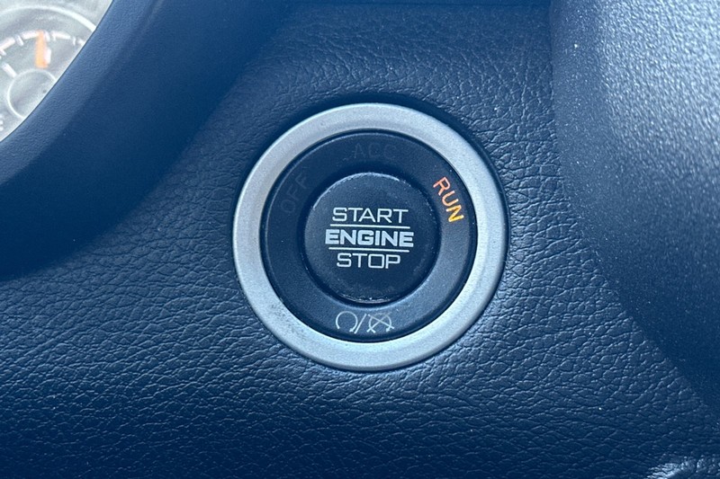 Ram 2500 Vehicle Full-screen Gallery Image 33