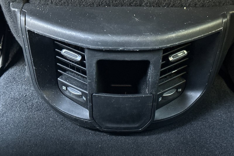 Ram 2500 Vehicle Full-screen Gallery Image 41