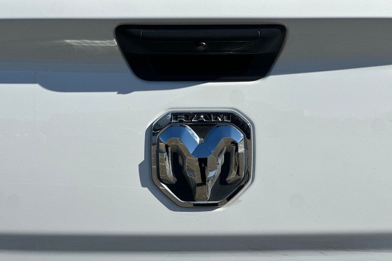 Ram 2500 Vehicle Full-screen Gallery Image 47