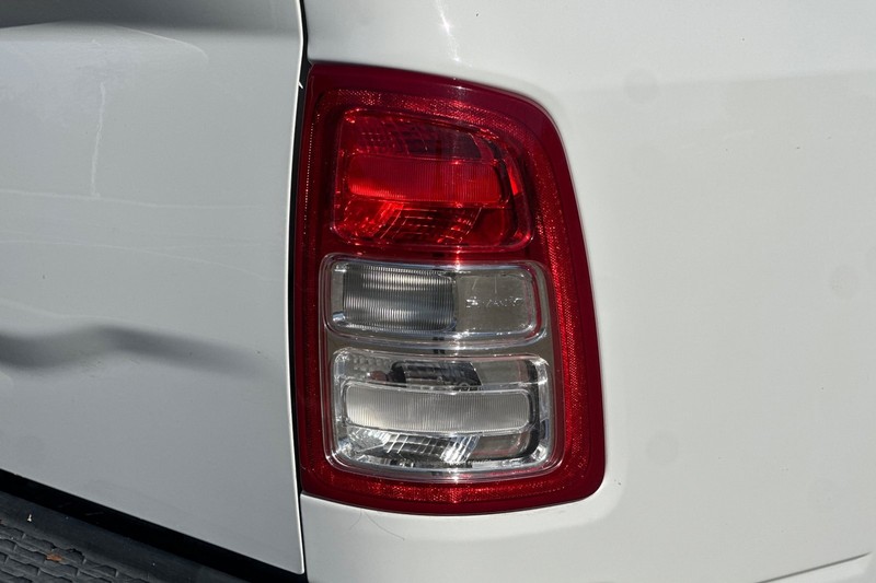 Ram 2500 Vehicle Full-screen Gallery Image 48