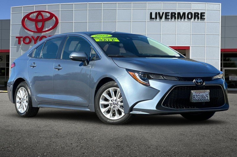 Toyota Corolla Vehicle Full-screen Gallery Image 02