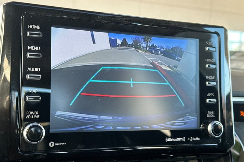 Toyota Corolla Vehicle Full-screen Gallery Image 27