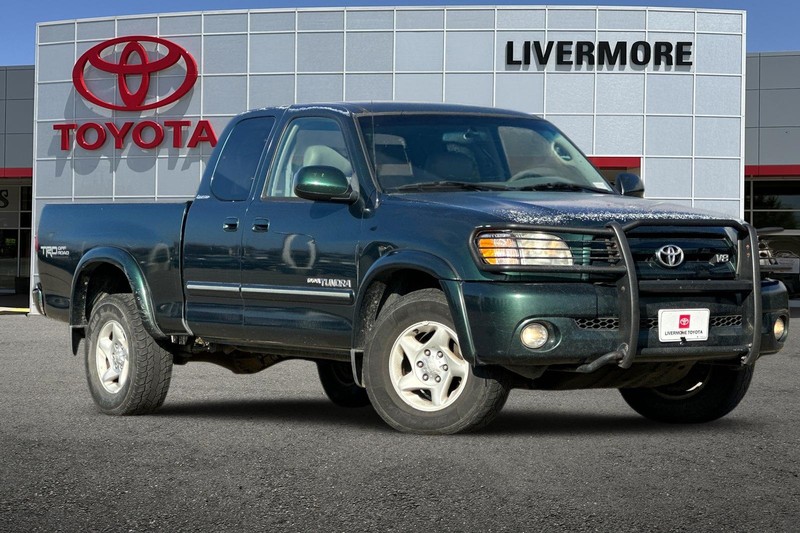 Toyota Tundra Vehicle Full-screen Gallery Image 02