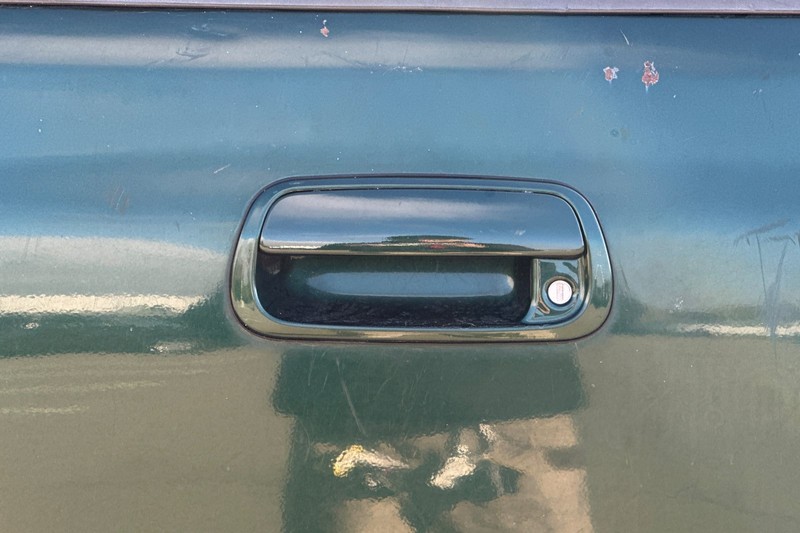 Toyota Tundra Vehicle Full-screen Gallery Image 44