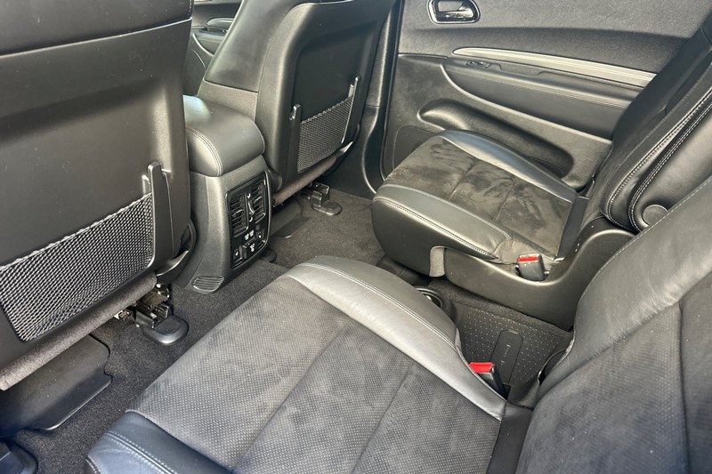 Dodge Durango Vehicle Full-screen Gallery Image 14