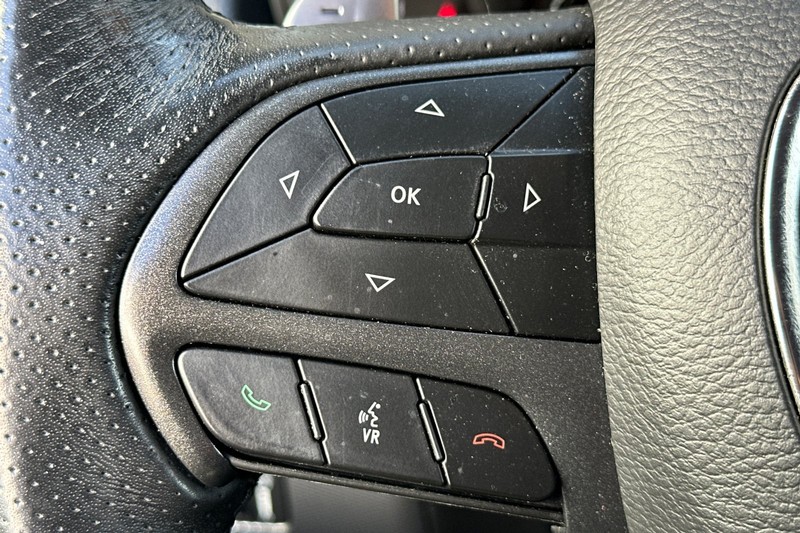 Dodge Durango Vehicle Full-screen Gallery Image 37