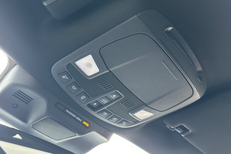 Ford Expedition Max Vehicle Full-screen Gallery Image 25