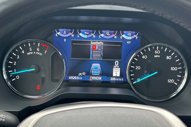 Ford Expedition Max Vehicle Full-screen Gallery Image 41