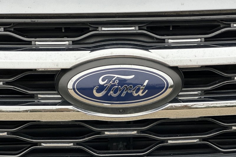 Ford Expedition Max Vehicle Full-screen Gallery Image 50