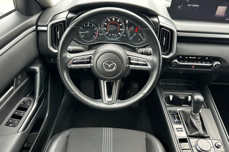 Mazda CX-50 Vehicle Full-screen Gallery Image 16