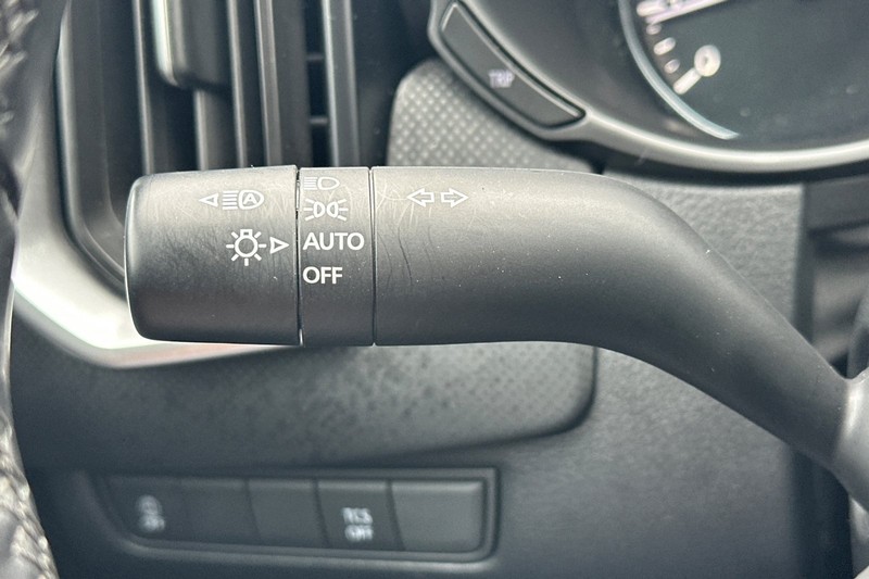 Mazda CX-50 Vehicle Full-screen Gallery Image 38