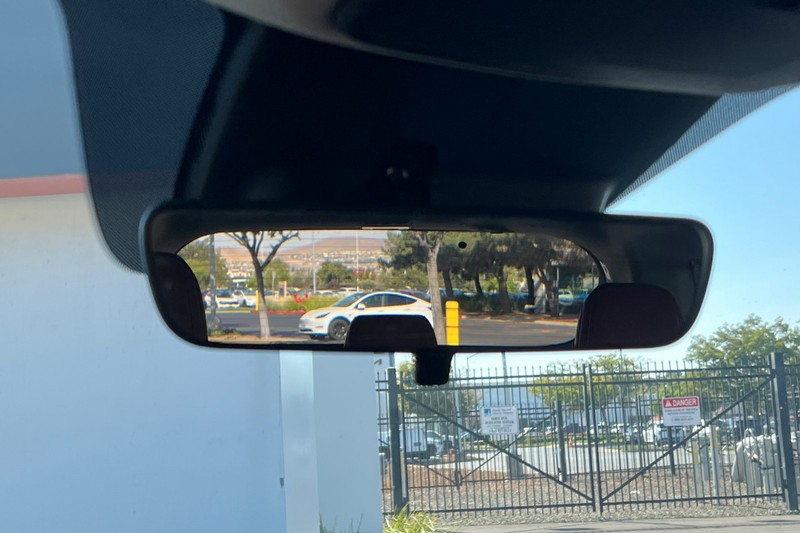 Kia Carnival Vehicle Full-screen Gallery Image 24