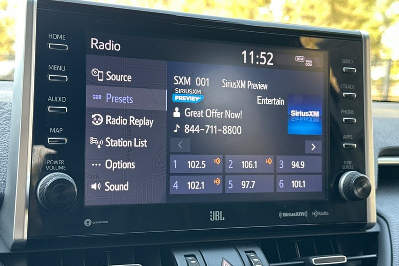 Toyota RAV4 Prime Vehicle Full-screen Gallery Image 26