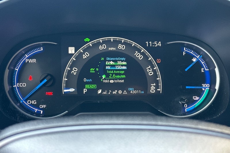 Toyota RAV4 Prime Vehicle Full-screen Gallery Image 41