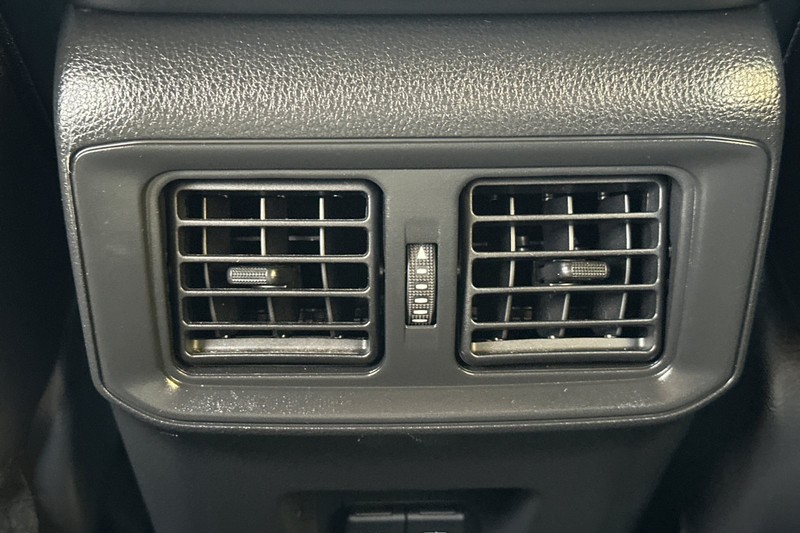 Toyota RAV4 Prime Vehicle Full-screen Gallery Image 44