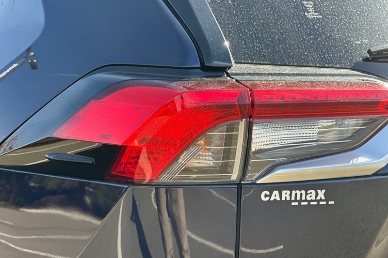 Toyota RAV4 Prime Vehicle Full-screen Gallery Image 49