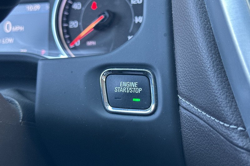 GMC Acadia Vehicle Full-screen Gallery Image 36