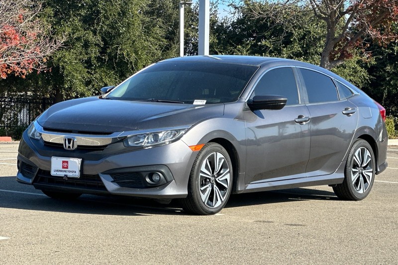 Honda Civic Sedan Vehicle Full-screen Gallery Image 08