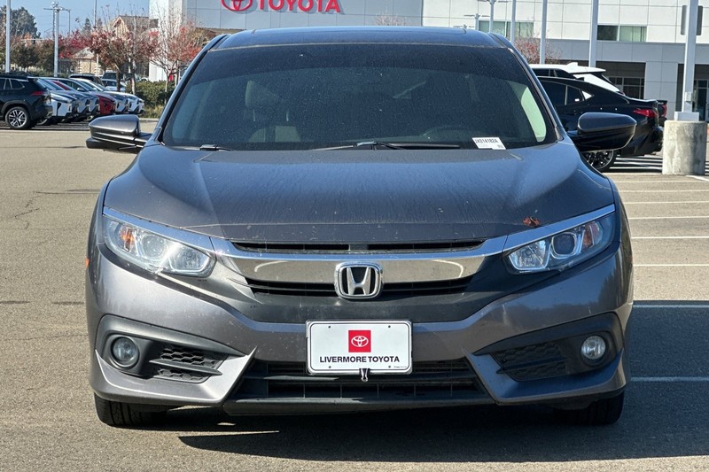 Honda Civic Sedan Vehicle Full-screen Gallery Image 09