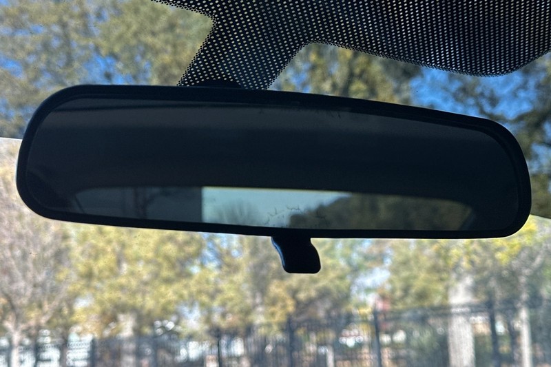 Honda Civic Sedan Vehicle Full-screen Gallery Image 24