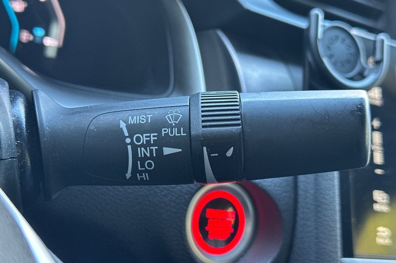 Honda Civic Sedan Vehicle Full-screen Gallery Image 38