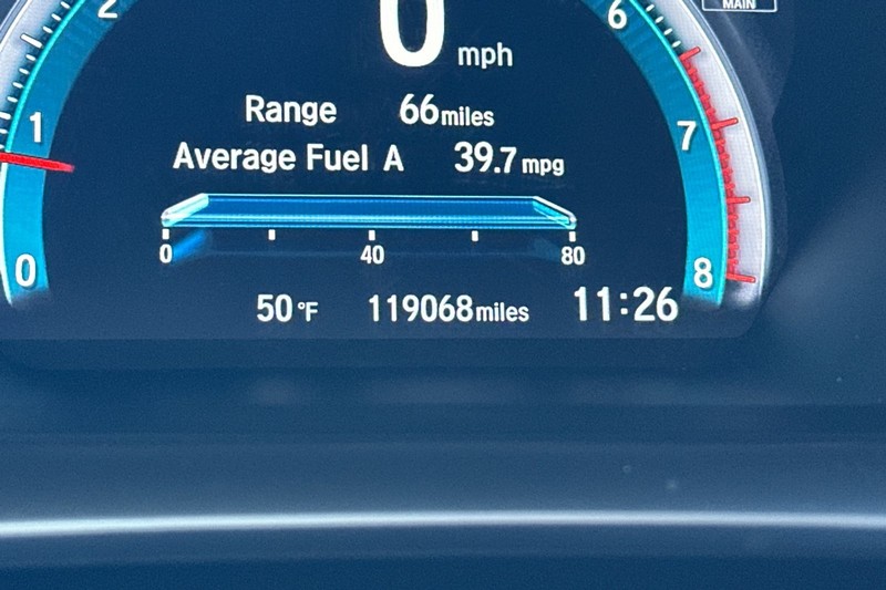 Honda Civic Sedan Vehicle Full-screen Gallery Image 40