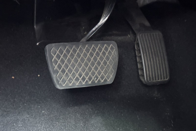 Honda Civic Sedan Vehicle Full-screen Gallery Image 42