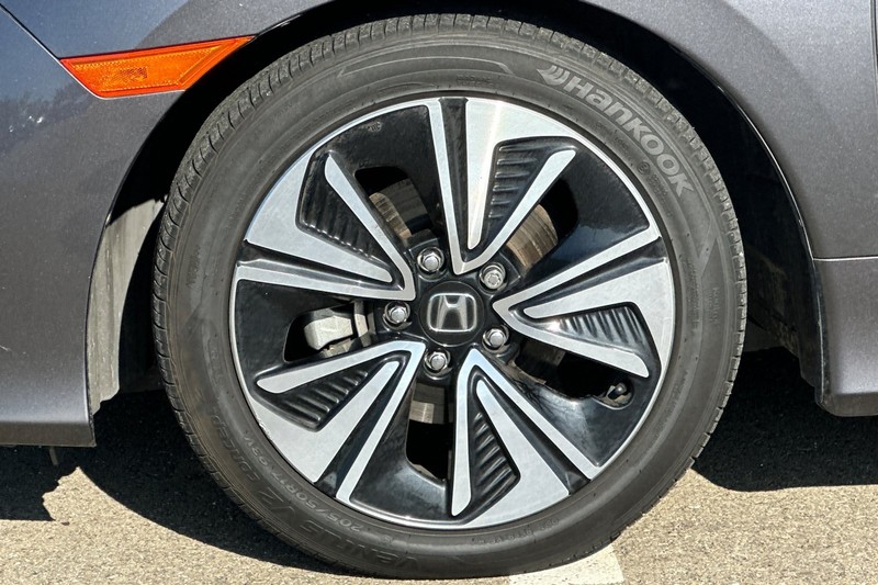 Honda Civic Sedan Vehicle Full-screen Gallery Image 43