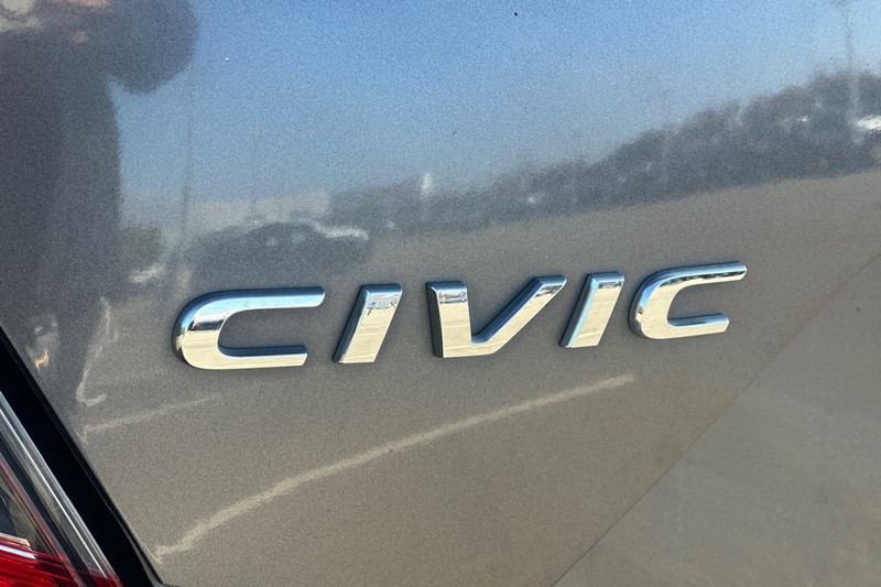 Honda Civic Sedan Vehicle Full-screen Gallery Image 49