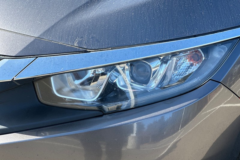 Honda Civic Sedan Vehicle Full-screen Gallery Image 50