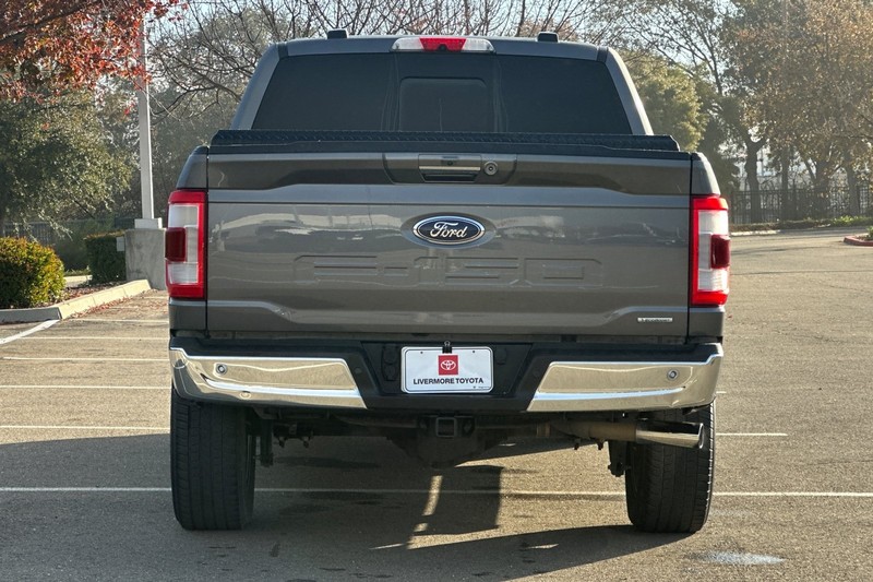 Ford F-150 Vehicle Full-screen Gallery Image 05