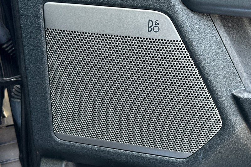 Ford F-150 Vehicle Full-screen Gallery Image 43