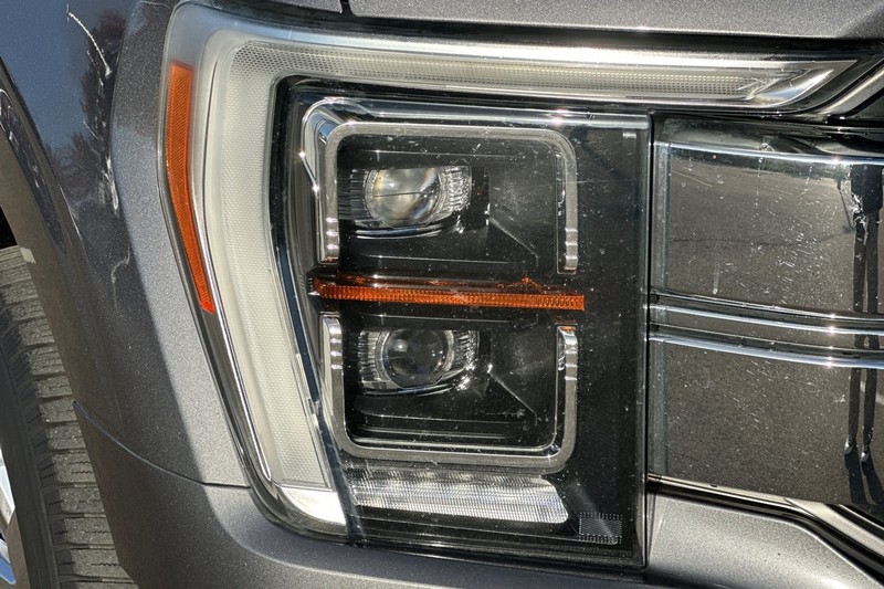 Ford F-150 Vehicle Full-screen Gallery Image 47