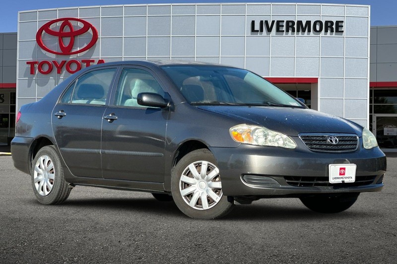 Toyota Corolla Vehicle Full-screen Gallery Image 02