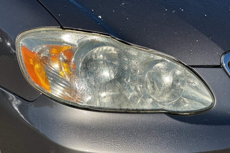 Toyota Corolla Vehicle Full-screen Gallery Image 39