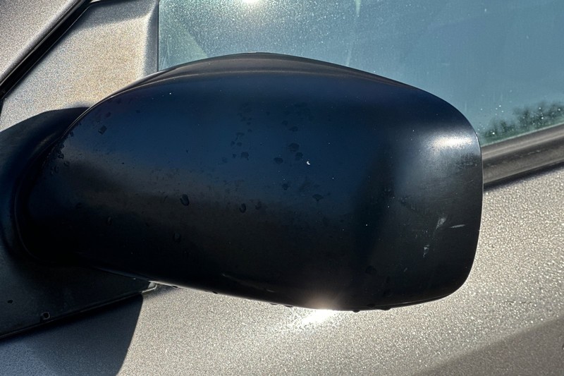 Toyota Corolla Vehicle Full-screen Gallery Image 46