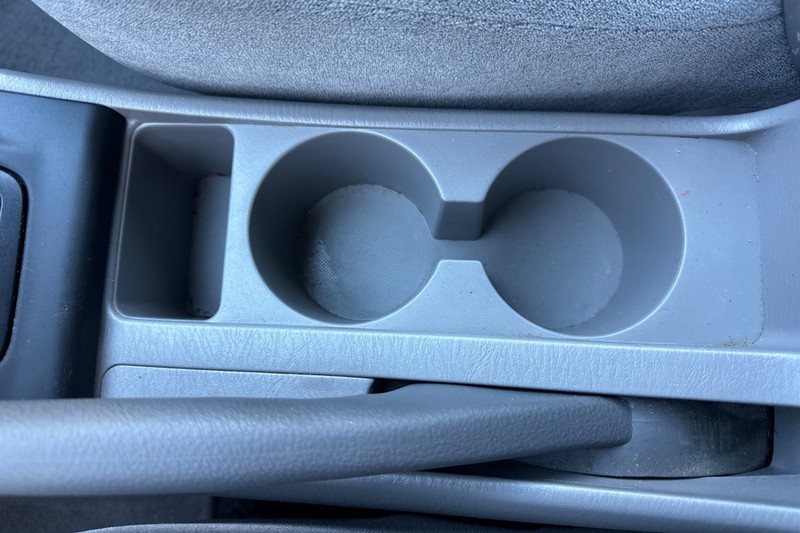 Toyota Corolla Vehicle Full-screen Gallery Image 48