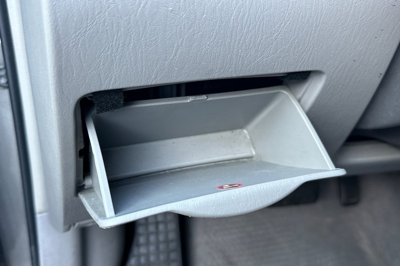 Toyota Corolla Vehicle Full-screen Gallery Image 49