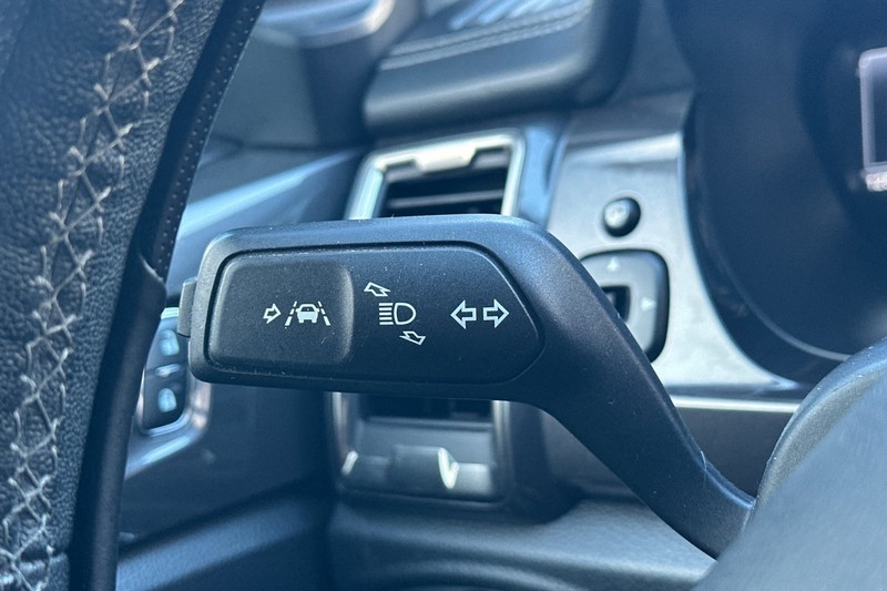 Ford Ranger Vehicle Full-screen Gallery Image 37