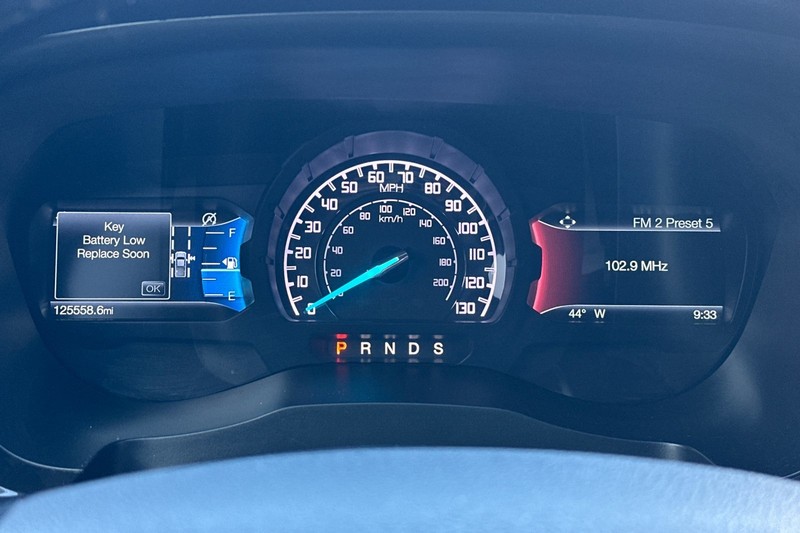 Ford Ranger Vehicle Full-screen Gallery Image 40