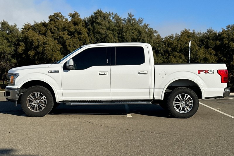 Ford F-150 Vehicle Full-screen Gallery Image 07