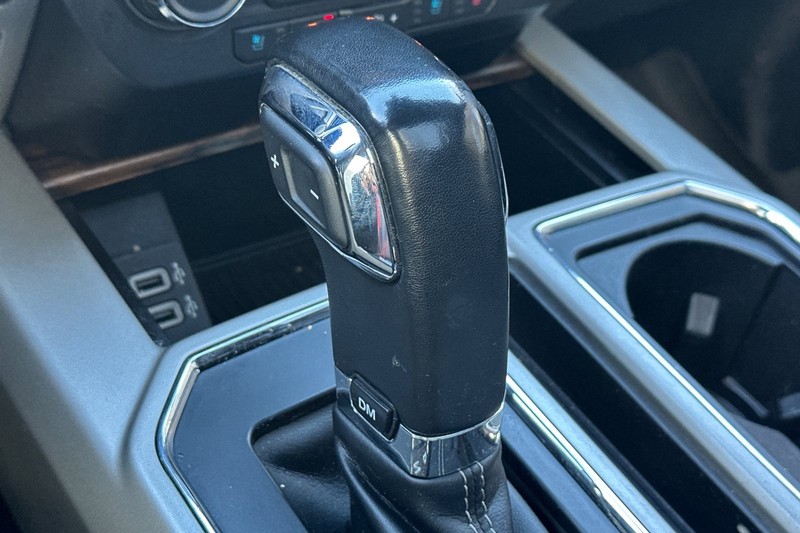 Ford F-150 Vehicle Full-screen Gallery Image 33