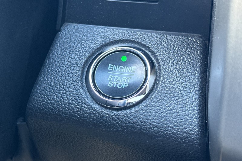 Ford F-150 Vehicle Full-screen Gallery Image 34